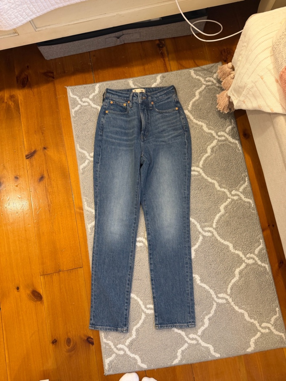 Madewell High-Rise Straight Jeans in Medium Blue Wash